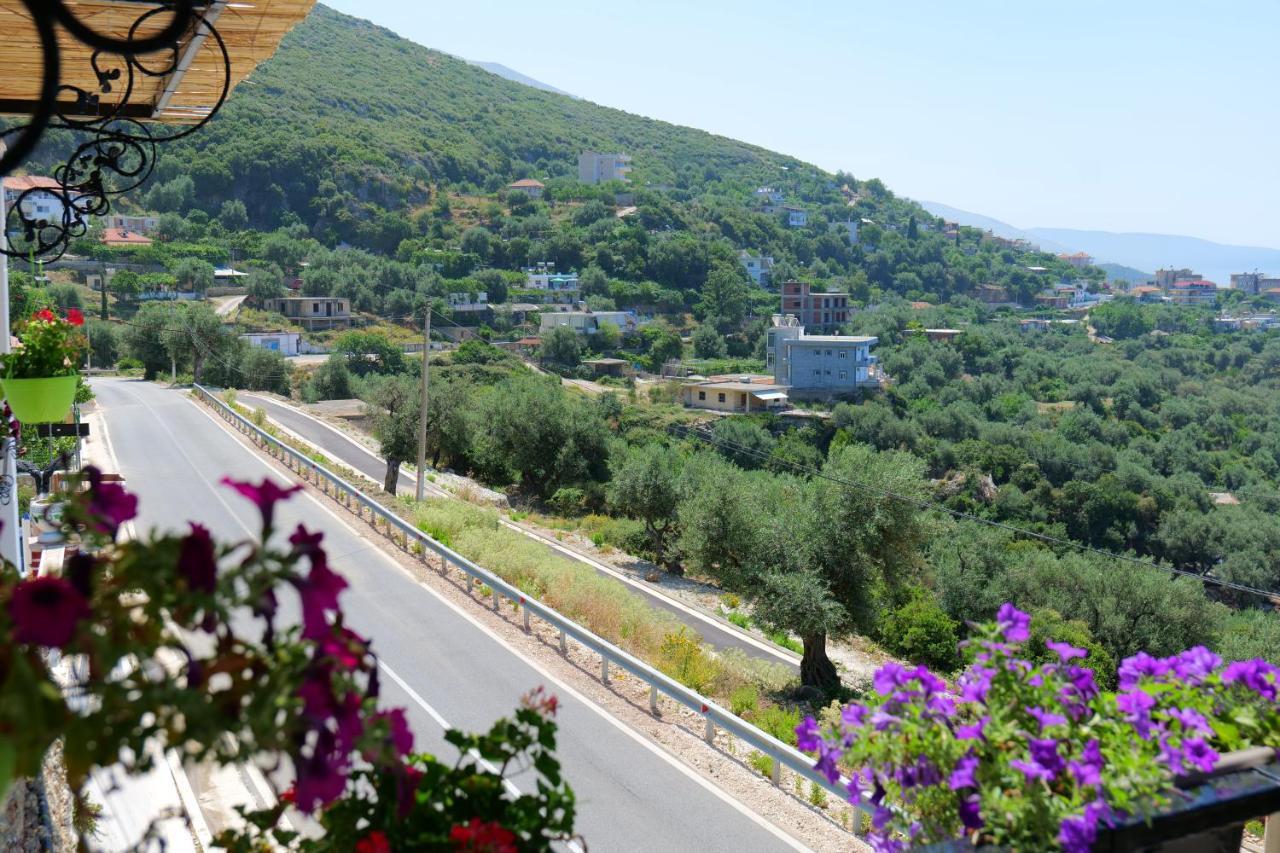 Vila Panorama Piqeras Bed and Breakfast Exterior foto