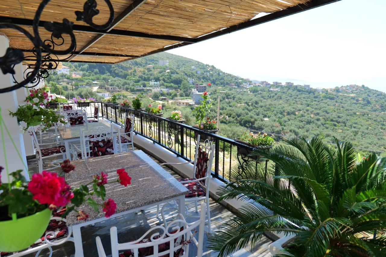 Vila Panorama Piqeras Bed and Breakfast Exterior foto