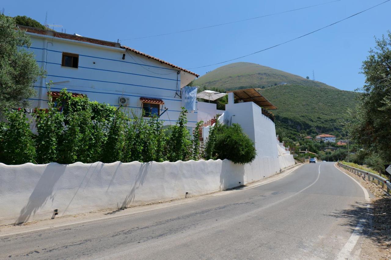 Vila Panorama Piqeras Bed and Breakfast Exterior foto