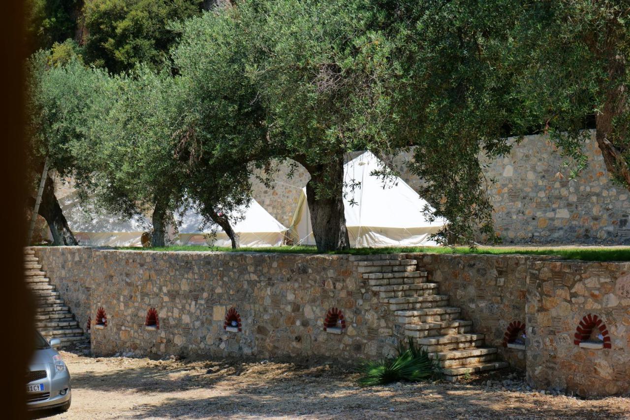 Vila Panorama Piqeras Bed and Breakfast Exterior foto