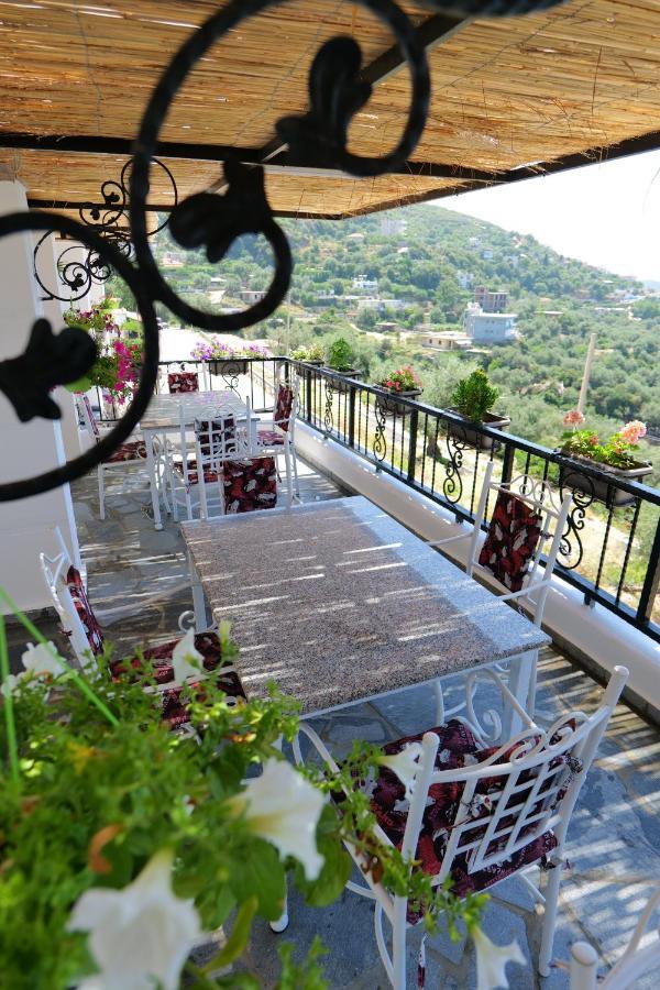 Vila Panorama Piqeras Bed and Breakfast Exterior foto