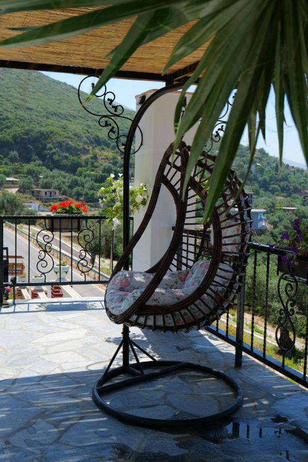 Vila Panorama Piqeras Bed and Breakfast Exterior foto