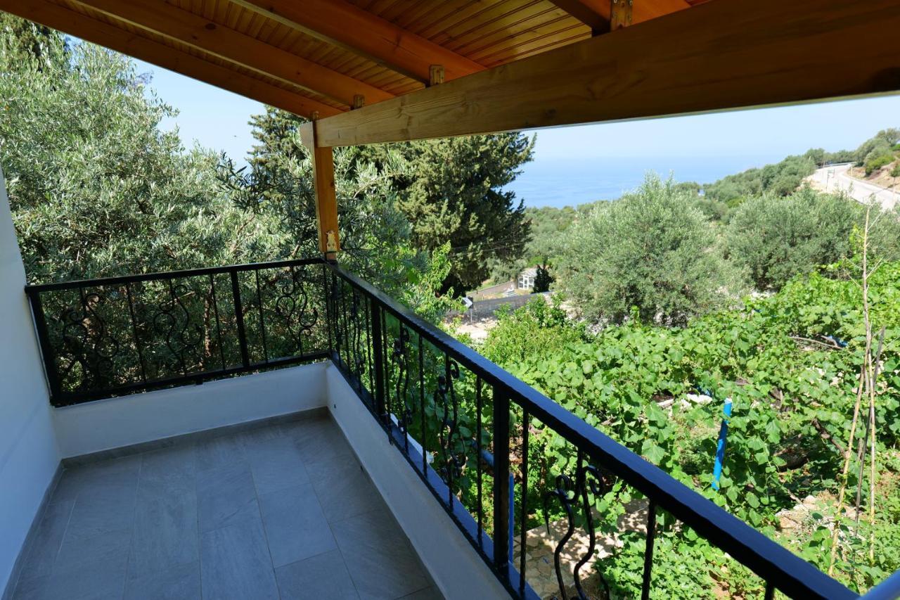 Vila Panorama Piqeras Bed and Breakfast Exterior foto