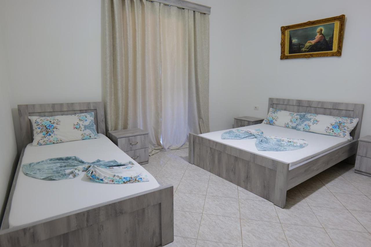 Vila Panorama Piqeras Bed and Breakfast Exterior foto