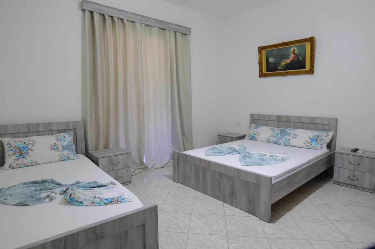 Vila Panorama Piqeras Bed and Breakfast Exterior foto